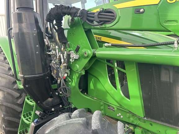 Image of John Deere 6120M equipment image 3