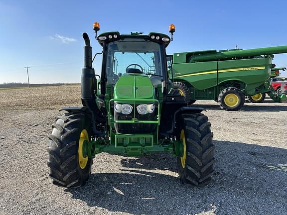 Image of John Deere 6120M equipment image 1