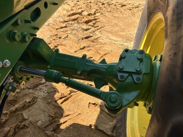 Image of John Deere 6120M equipment image 2