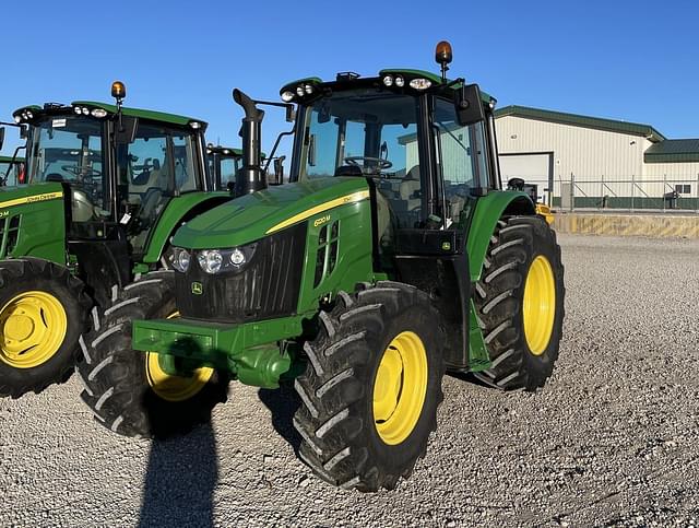 Image of John Deere 6120M equipment image 1