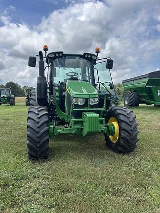 Image of John Deere 6120M equipment image 2