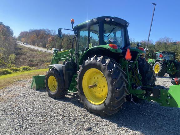 Image of John Deere 6120M equipment image 4