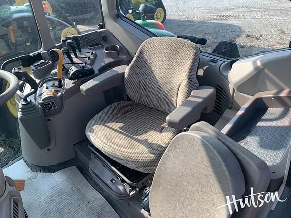 Image of John Deere 6120M equipment image 4