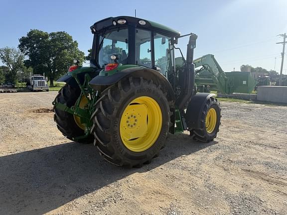 Image of John Deere 6120M equipment image 2