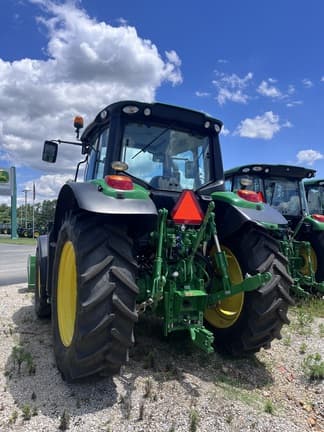 Image of John Deere 6120M equipment image 3