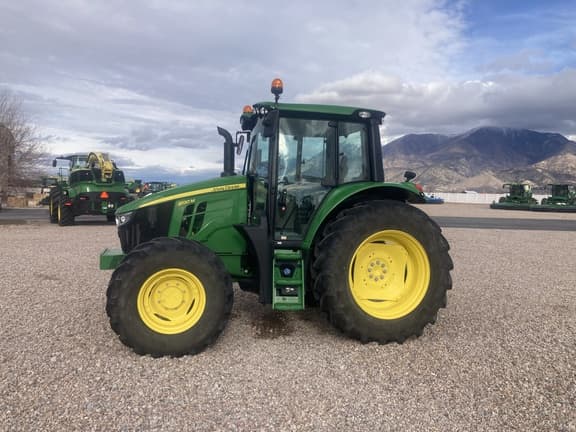 Image of John Deere 6120M equipment image 1