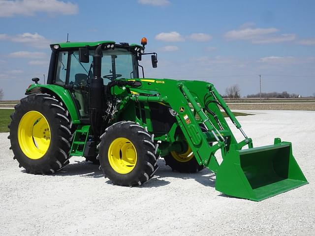 Image of John Deere 6120M equipment image 1