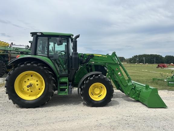 Image of John Deere 6120M equipment image 4