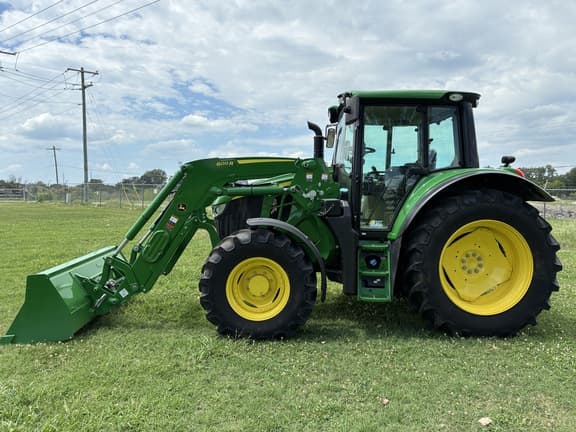 Image of John Deere 6120M equipment image 1