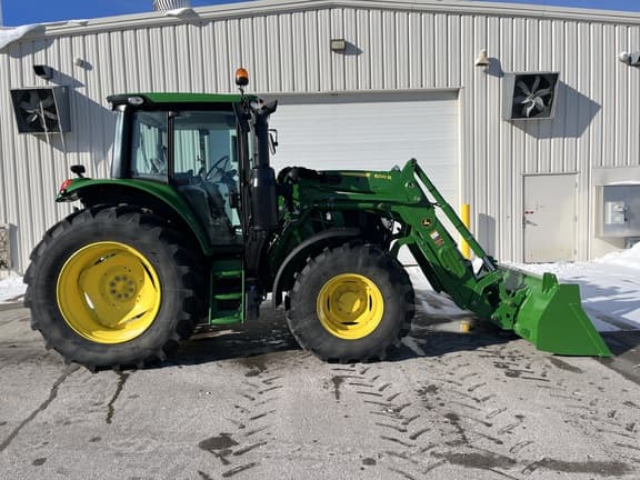 Image of John Deere 6120M equipment image 1