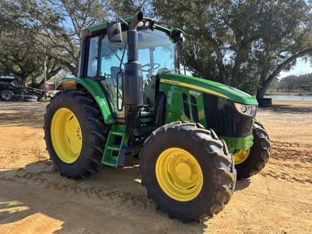 Image of John Deere 6120M equipment image 1