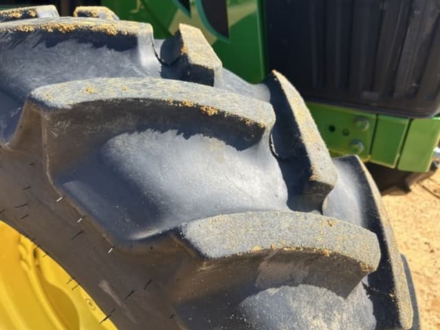 Image of John Deere 6120M equipment image 3