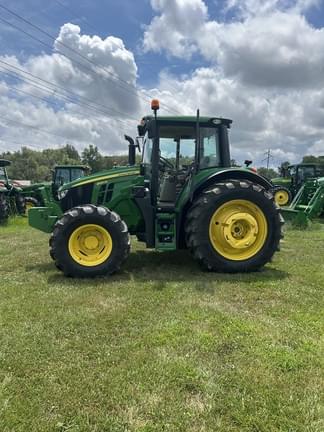 Image of John Deere 6120M equipment image 2