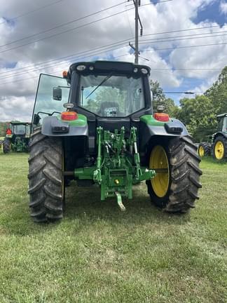 Image of John Deere 6120M equipment image 2