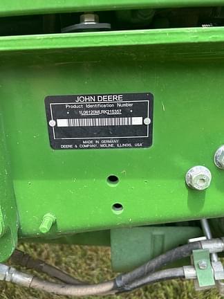 Image of John Deere 6120M equipment image 1