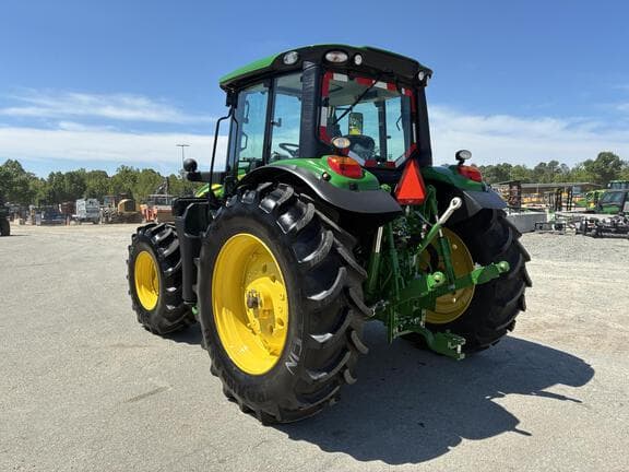 Image of John Deere 6120M equipment image 4