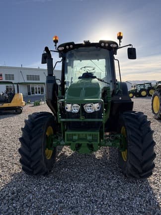 Image of John Deere 6120M equipment image 1
