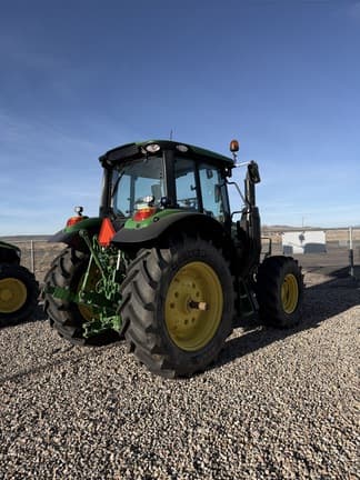 Image of John Deere 6120M equipment image 3