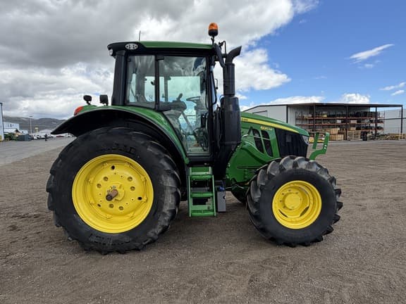 Image of John Deere 6120M equipment image 3