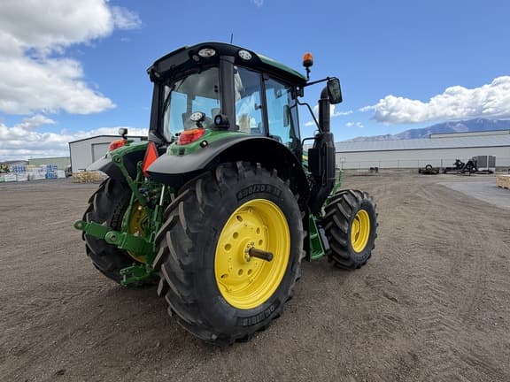 Image of John Deere 6120M equipment image 4