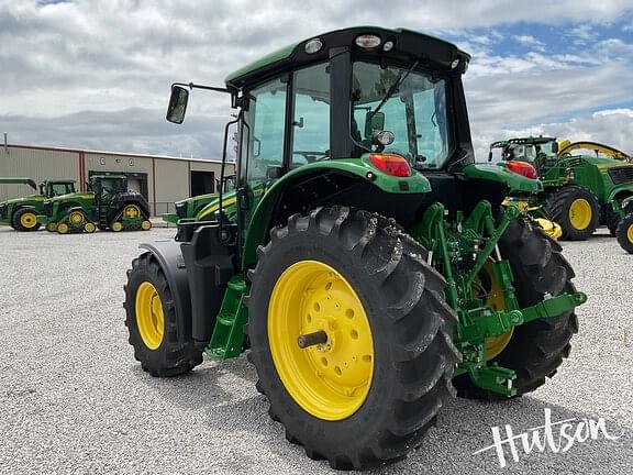 Image of John Deere 6120M equipment image 2