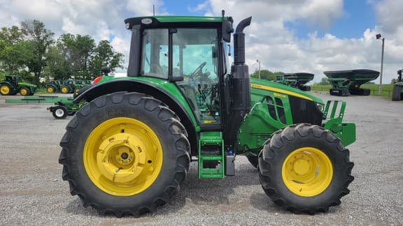 Image of John Deere 6120M equipment image 1