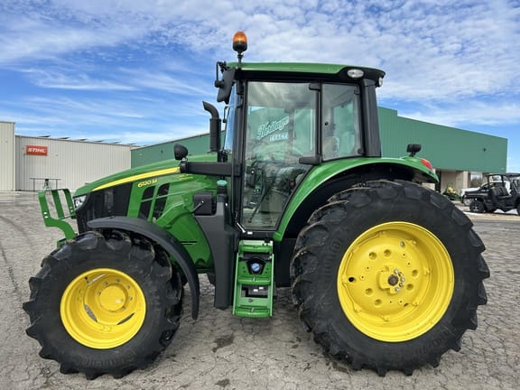 Main image John Deere 6120M