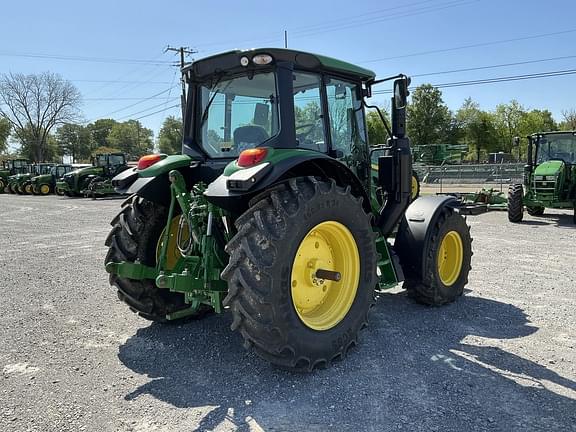 Image of John Deere 6120M equipment image 4