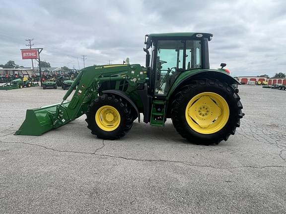 Image of John Deere 6120M equipment image 1