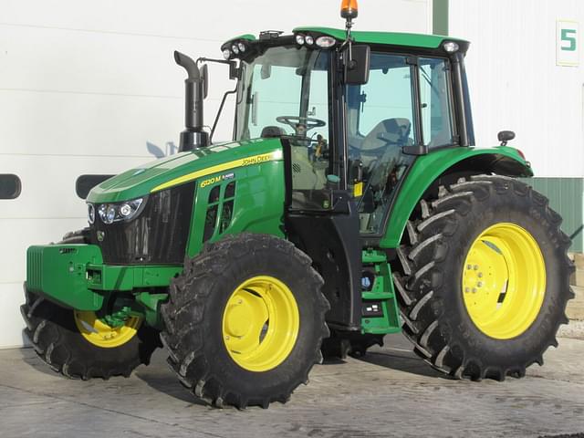 Image of John Deere 6120M equipment image 1