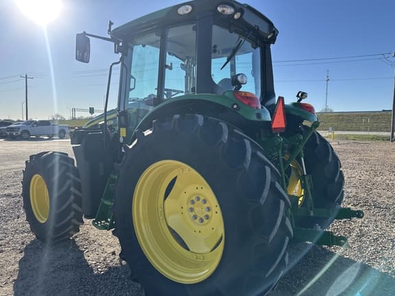 Image of John Deere 6120M equipment image 4