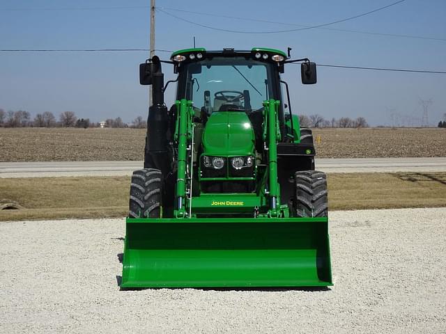 Image of John Deere 6120M equipment image 1