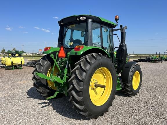 Image of John Deere 6120M equipment image 4