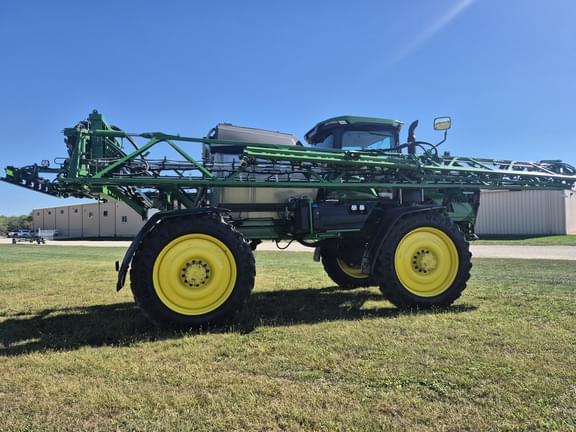 Image of John Deere 612R equipment image 2