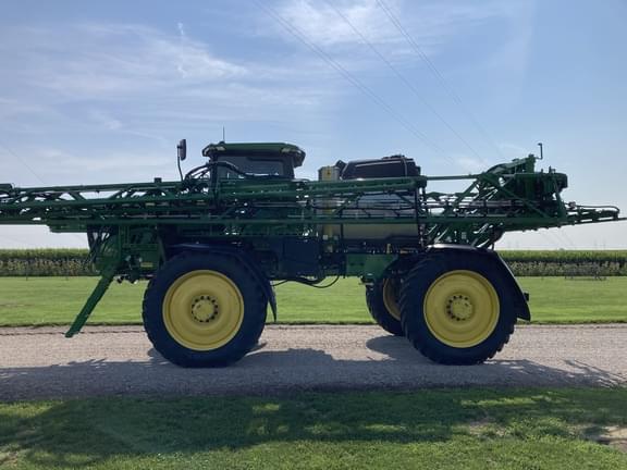 Image of John Deere 612R equipment image 2