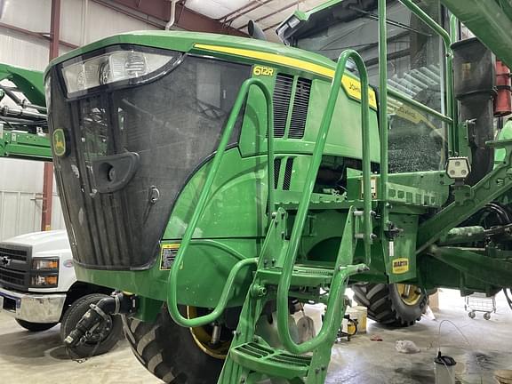 Image of John Deere 612R equipment image 4