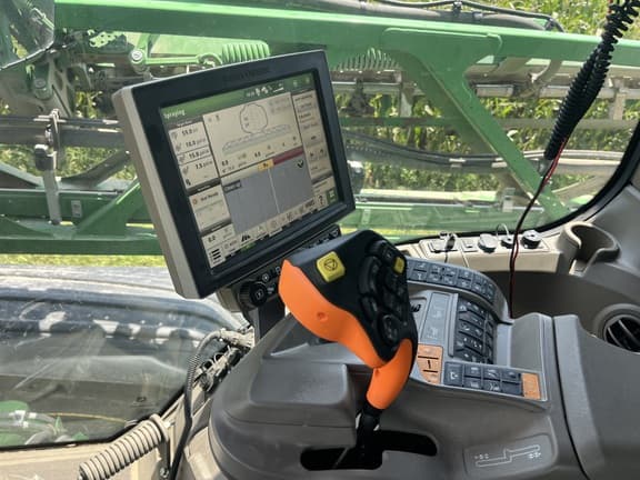 Image of John Deere 612R equipment image 2