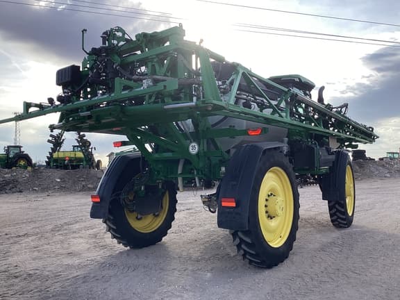 Image of John Deere 612R equipment image 3