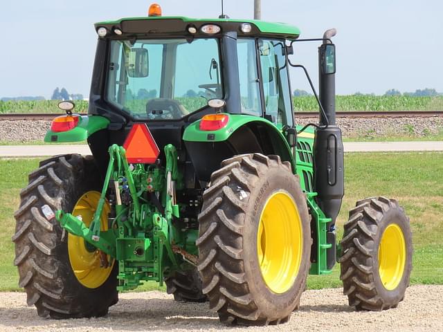 Image of John Deere 6130M equipment image 4
