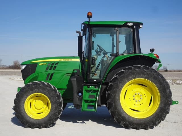 Image of John Deere 6130M equipment image 1