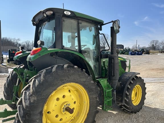 Image of John Deere 6130M equipment image 4