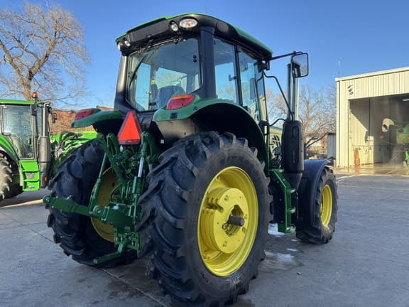 Image of John Deere 6130M equipment image 4