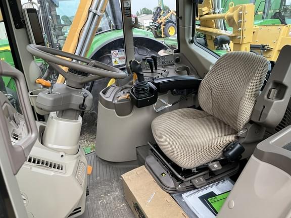 Image of John Deere 6130M Image 1