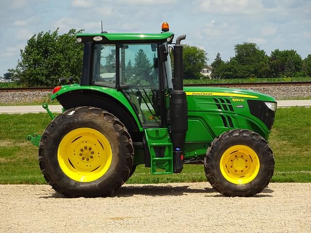 Image of John Deere 6130M equipment image 4