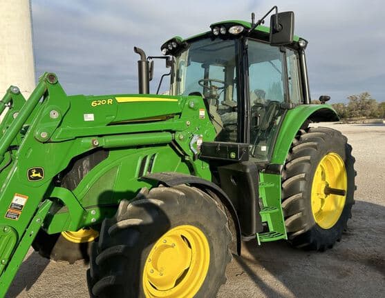 Image of John Deere 6130M Image 1