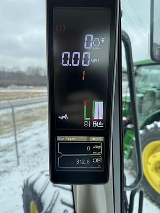 Image of John Deere 6130M equipment image 4
