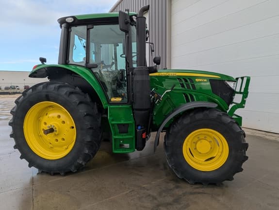 Image of John Deere 6130M equipment image 2