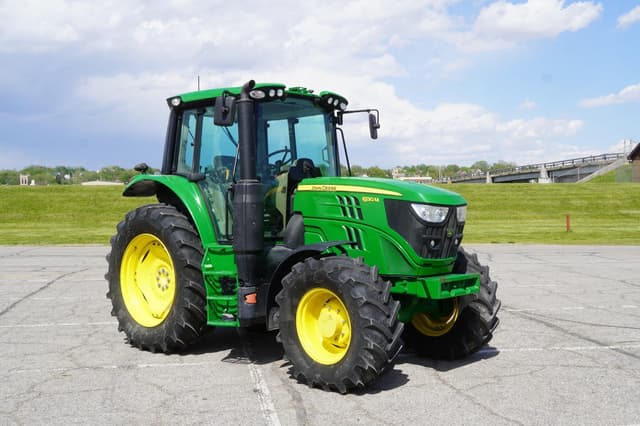 Image of John Deere 6130M equipment image 3