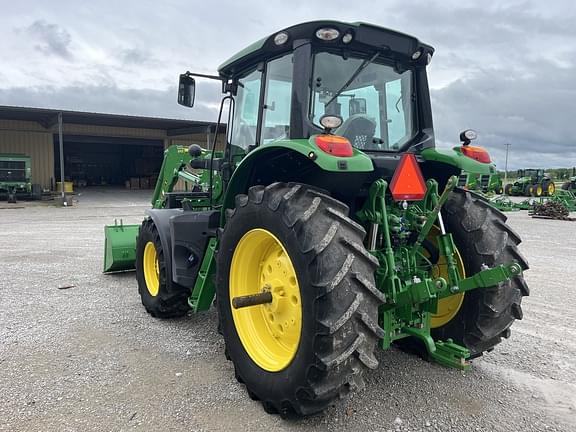 Image of John Deere 6130M equipment image 4