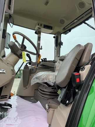 Image of John Deere 6130M Image 1